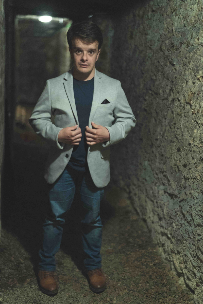 william-rageau-comedien-portrait-book-3